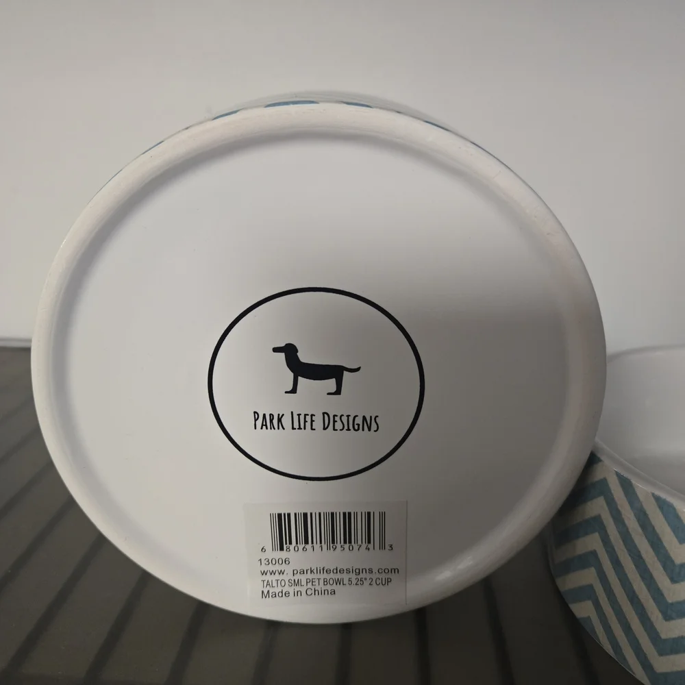 Park Life Designs Chevron Pet Bowl Set